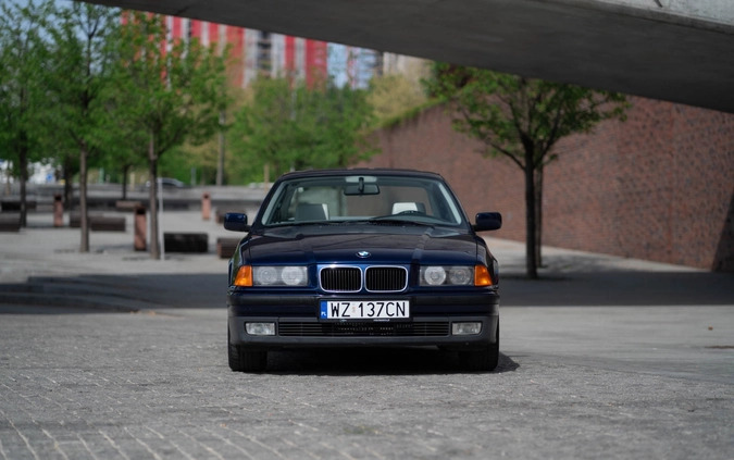 BMW Seria 3 cena 27500 przebieg: 155000, rok produkcji 1993 z Warszawa małe 497